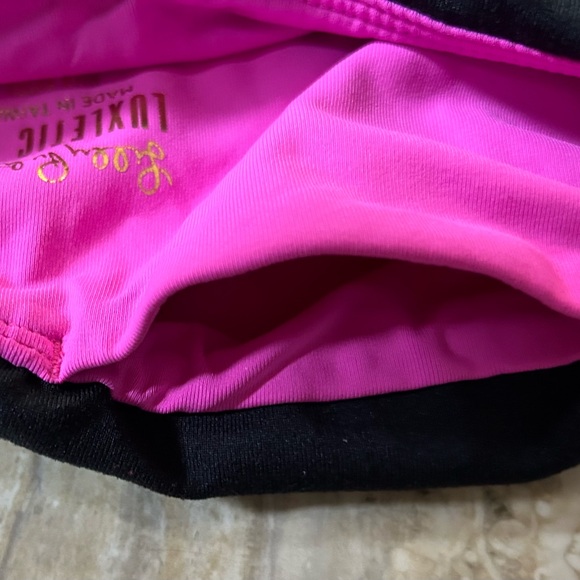 Lilly Pulitzer Luxletic High Rise Weekender Leggings Onyx - Picture 4 of 16